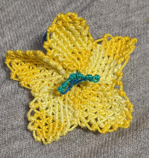 Left handed lace artist Donna&#39;s scarf flower from Palmetto Tat Days 2020.