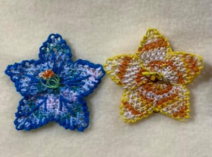 Kyomi&#39;s continued making more scarf flowers after the Virtual Class with Lace Museum in Sunnyvale, California. She plans to add it as a decoration to her phone.